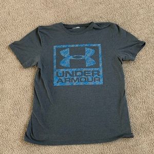 Men’s Large Under Amour Tee
